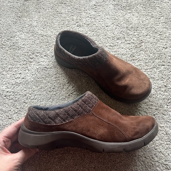 Dansko Emily Women’s Size 40 Brown Suede Knit Mule SHOES Slip On Clogs - Picture 1 of 4
